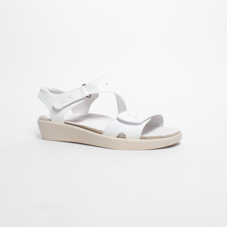 Pure Comfort Hena White Sandal front. Size 43 womens shoes