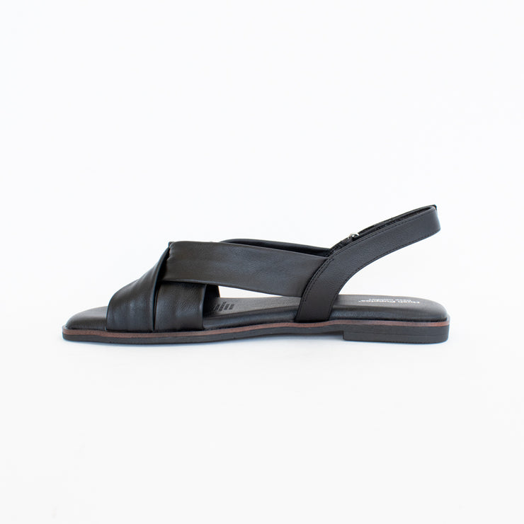 Hush Puppies Indulge Black Sandals inside. Size 13 womens shoes