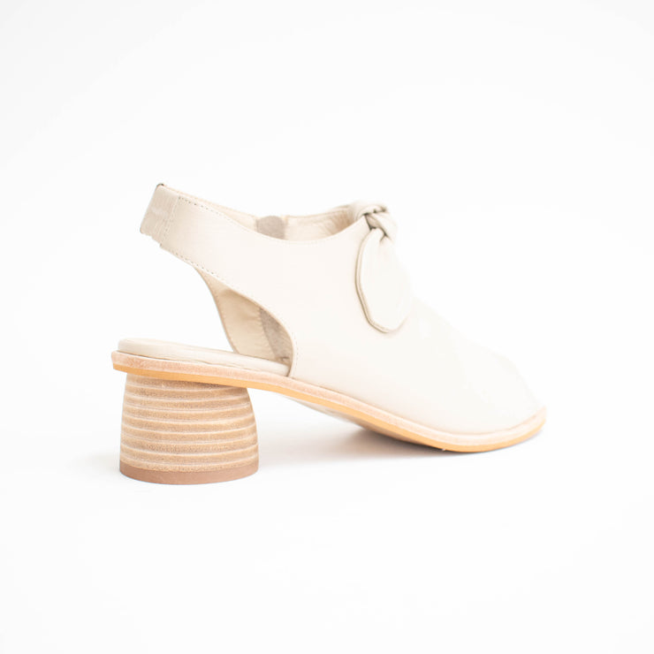 Isabella Ivy Almond Sandals back. Size 44 womens shoes