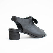 Isabella Ivy Black Sandals back. Size 44 womens shoes