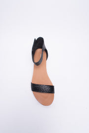 Django and Juliette Jellan Black Sandal top. Size 42 womens shoes