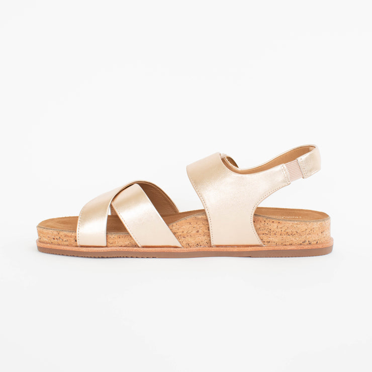 Hush Puppies Jester Gold Sandals inside. Size 13 womens shoes