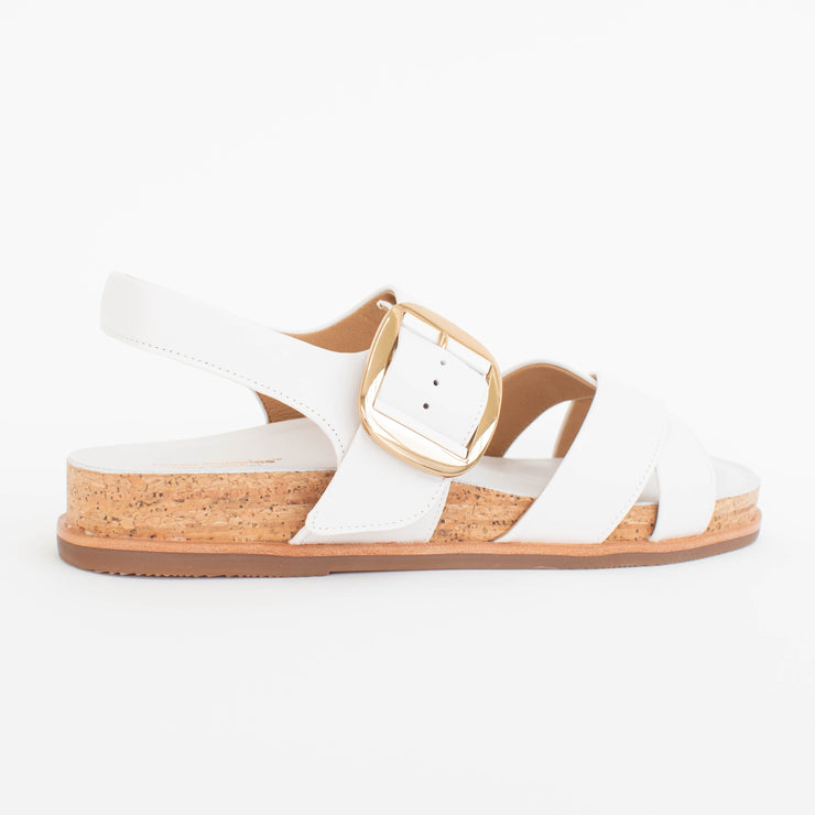 Hush Puppies Jester White Sandals back. Size 12 womens shoes