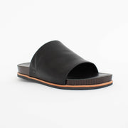 Hush Puppies Jewel Black Sandals front. Size 11 womens shoes