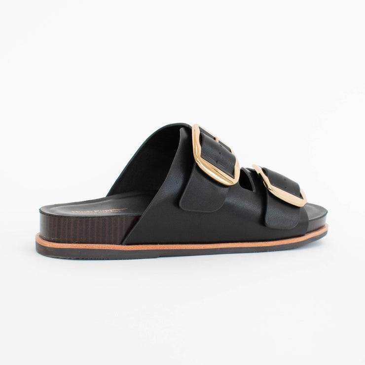Hush Puppies Jonah Black Sandals back. Size 12 womens shoes