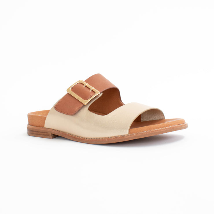 Willow Joy Tan Champagne Sandals front. Size 43 womens shoes