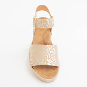 Ziera Kraig Camel Gold Leopard Sandals top. Size 43 womens shoes