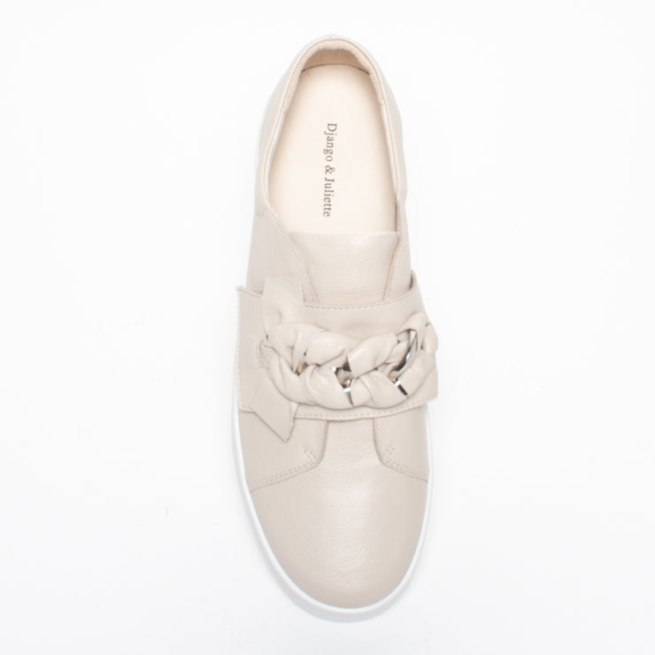 DJ Layart Almond  Sneaker top. Size 42 womens shoes