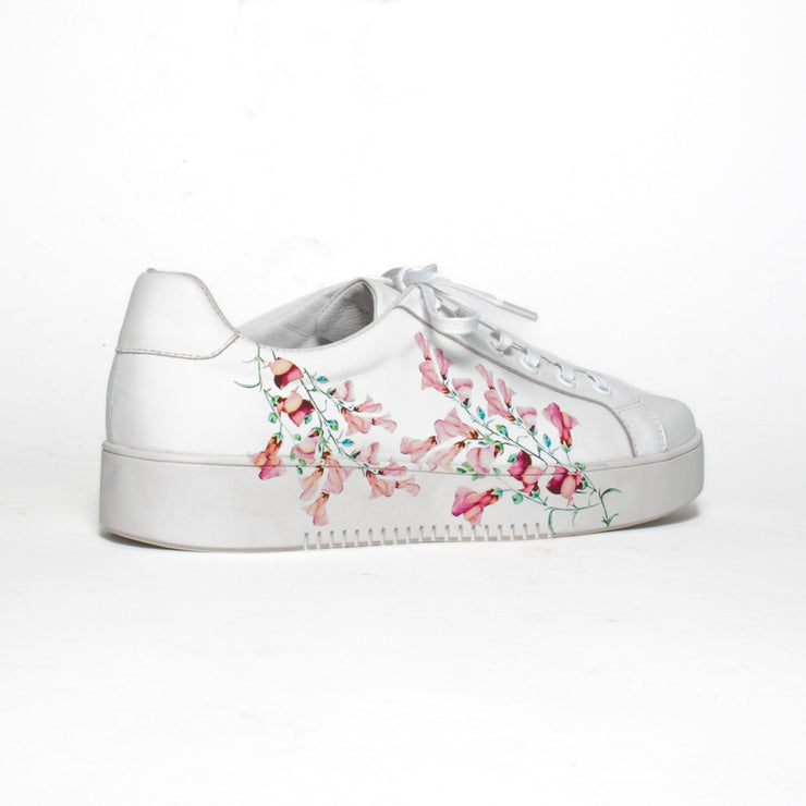 Django and Juliette Leeze White Floral Sneaker back. Size 44 womens shoes