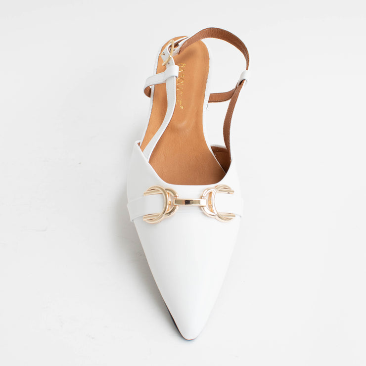 Babouche Lifestyle Leonore White Shoes top. Size 42 womens shoes