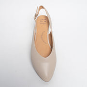 Ziera Lisa Almond Shoe top. Size 42 womens shoes