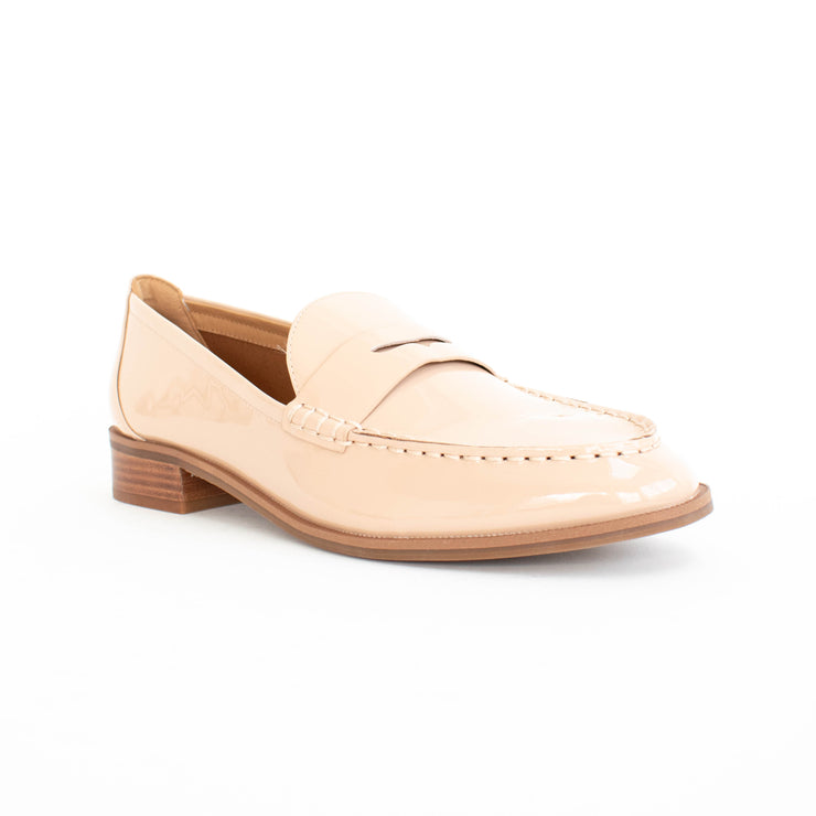 Hush Puppies Lucia Nude Patent Loafers front. Size 11 womens shoes