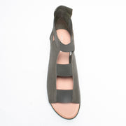 Django and Juliette Macaron Olive Sandal top. Size 42 womens shoes