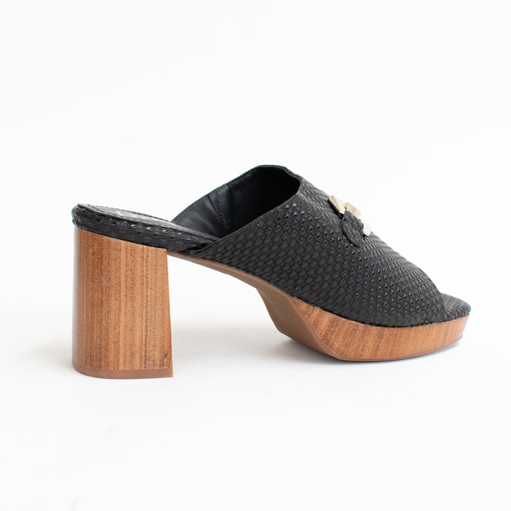 Dansi Marella Black Weave Sandals back. Size 44 womens shoes