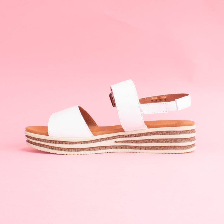 Cassini Medford White Sandals inside. Size 45 womens shoes