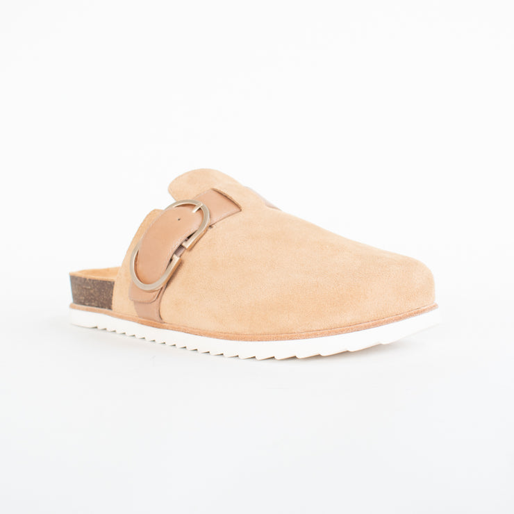 Frankie4 Margot Camel Shearling Slipper front. Size 11 womens shoes