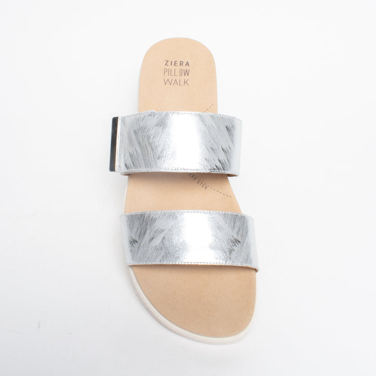 Ziera Nairo Silver Scratch Slide top. Size 43 womens shoes