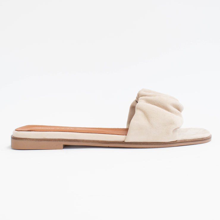 Babouche Lifestyle Nema 2 Beige Sandals side. Size 42 womens shoes