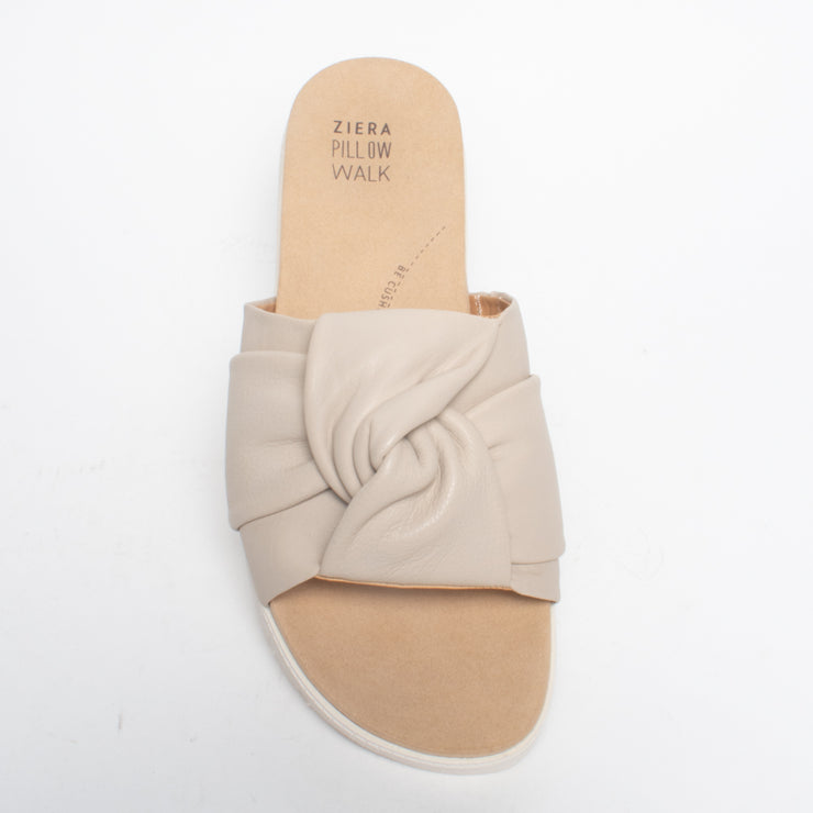 Ziera Nulla Almond Slide top. Size 43 womens shoes