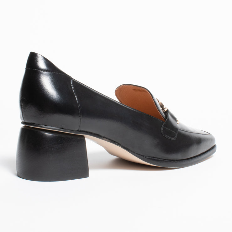 Bresley Paddle Black Smooth Loafer Shoe back. Size 44 womens shoes