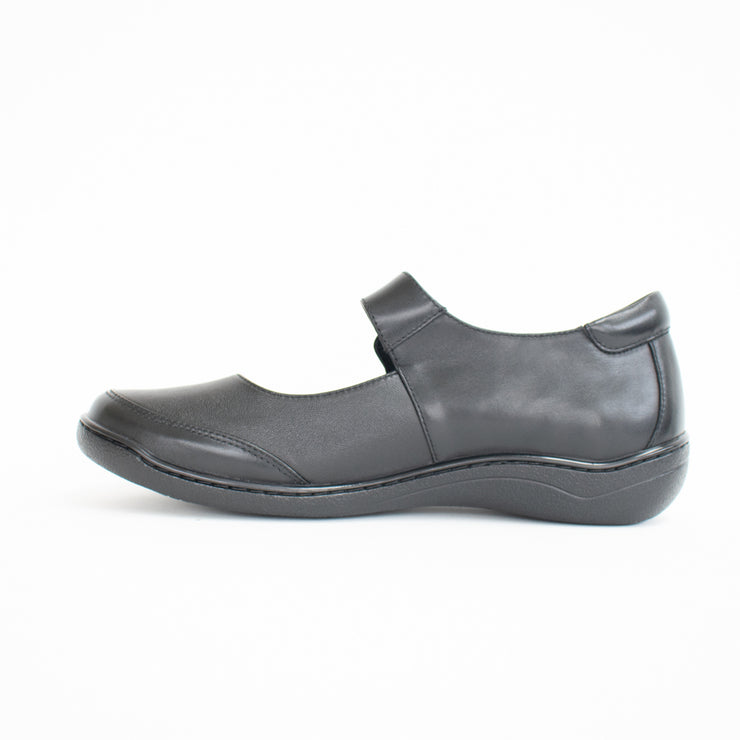 Klouds Peach Black Stretch Shoes inside. Size 42 womens shoes