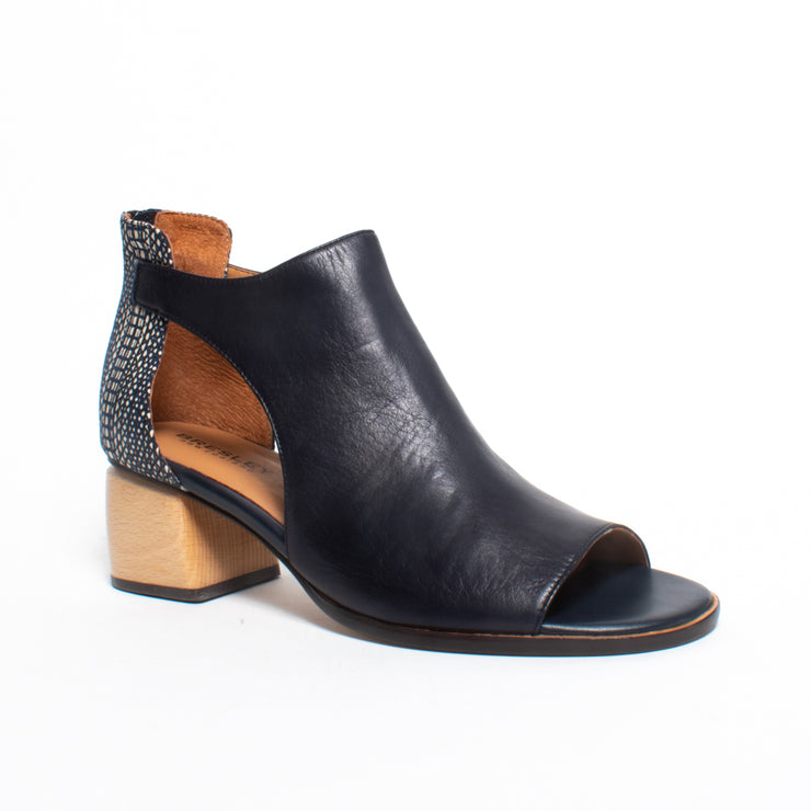 Bresley Pennie Navy Squaw Sandal front. Size 43 womens shoes