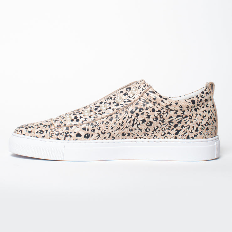 Minx Pearla Maple Walnut Sneaker inside. Size 46 womens shoes