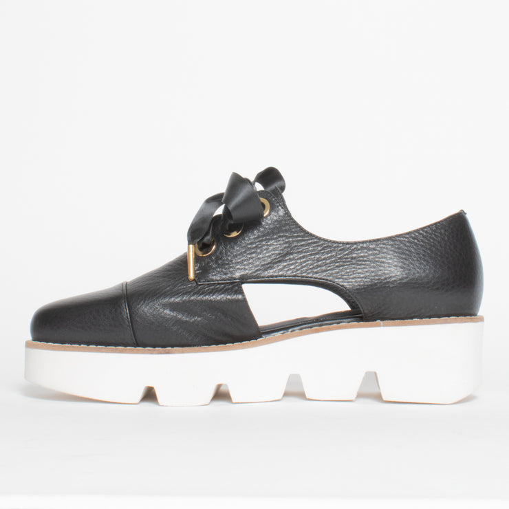 Bresley Pine Black Shoe inside. Size 46 womens shoes