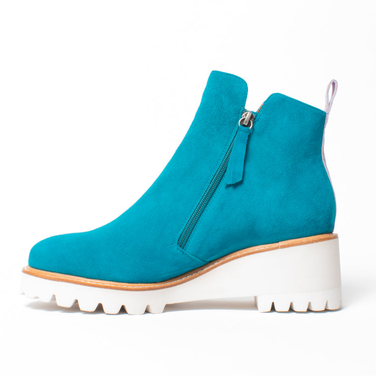 Bresley Plaza Turquoise Suede Ankle Boot inside. Size 45 women shoes