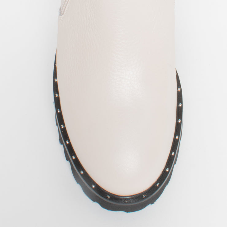 Bresley Plaza Bone Boot toe. Size 46 womens shoes