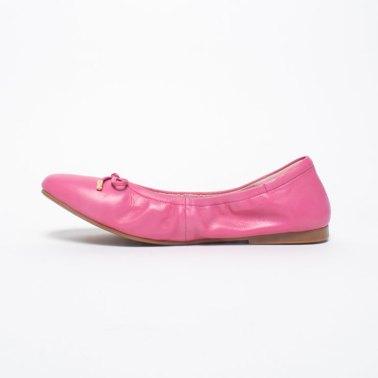 Bresley Poncho Fuchsia Ballet Flat inside. Size 45 womens shoes