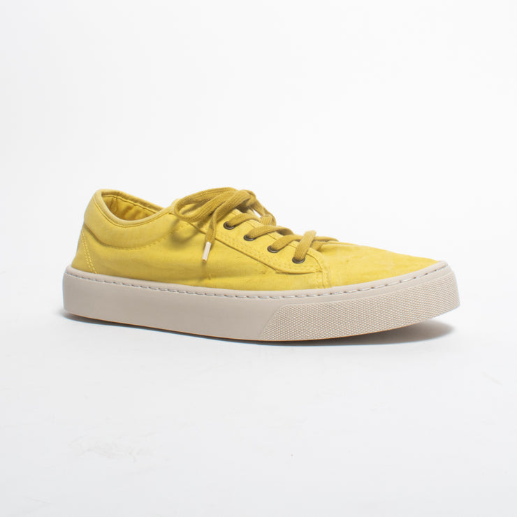 Potomac Portafino Amarillo Sneaker front. Size 43 womens shoes