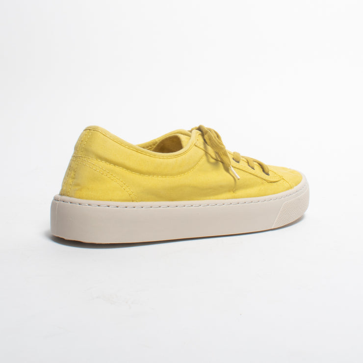 Potomac Portafino Amarillo Sneaker back. Size 44 womens shoes