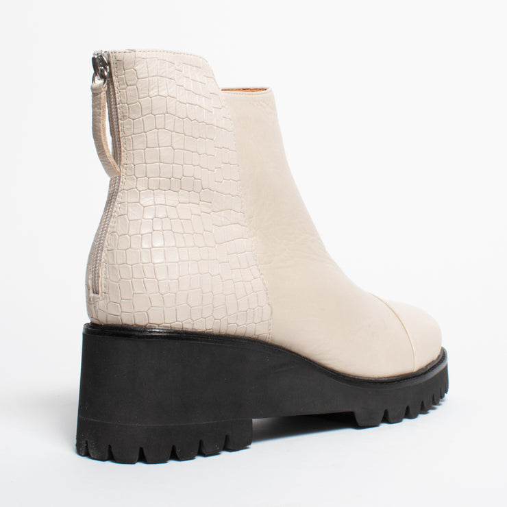 Bresley Puck Swan Mix Ankle Boot back. Size 44 womens shoes
