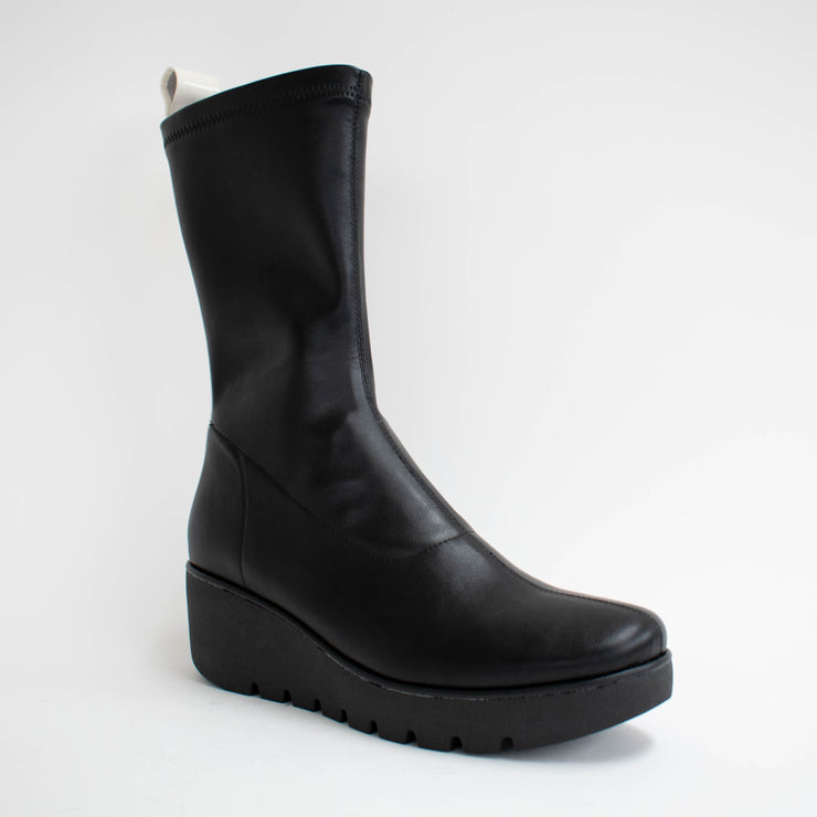 Bresley Petunia Black Cream Boot front. Size 43 womens shoes