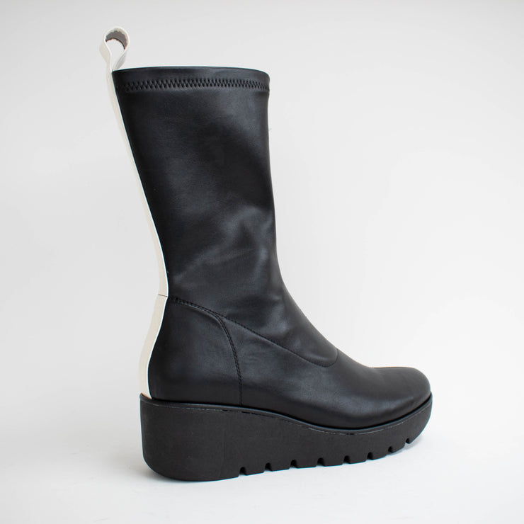 Bresley Petunia Black Cream Boot back. Size 44 womens shoes
