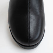 Bresley Petunia Black Cream Boot toe. Size 42 womens shoes