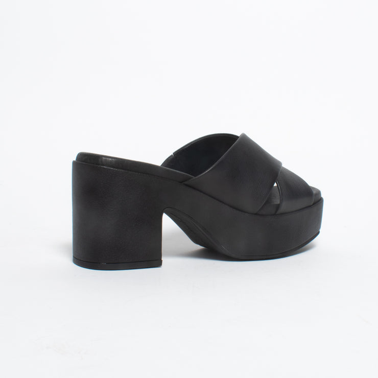 Hush Puppies Romeo Black Sandals back. Size 12 womens shoes