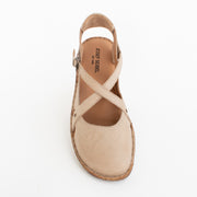 Josef Seibel Rosalie 13 Cream top. Size 42 womens shoes