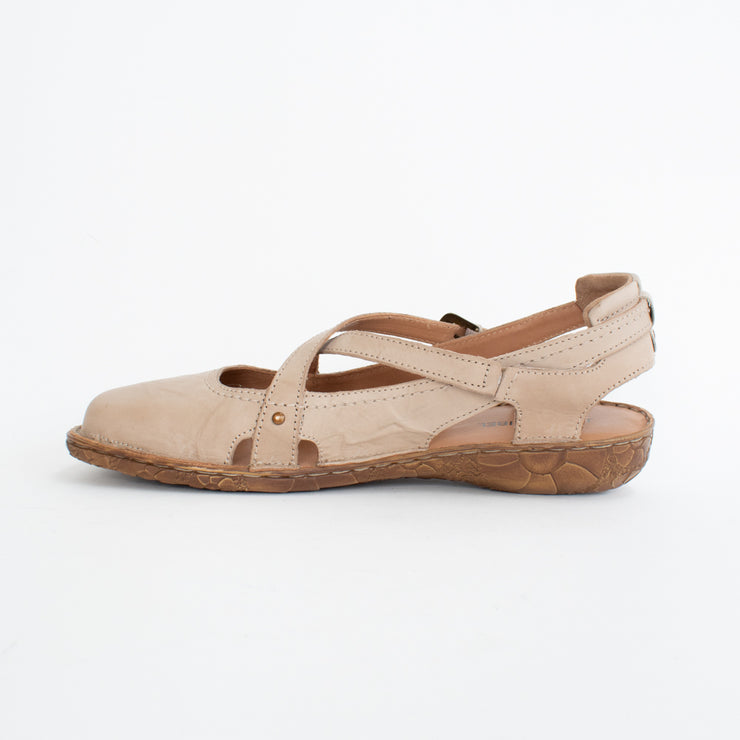 Josef Seibel Rosalie 13 Cream inside. Size 45 womens shoes