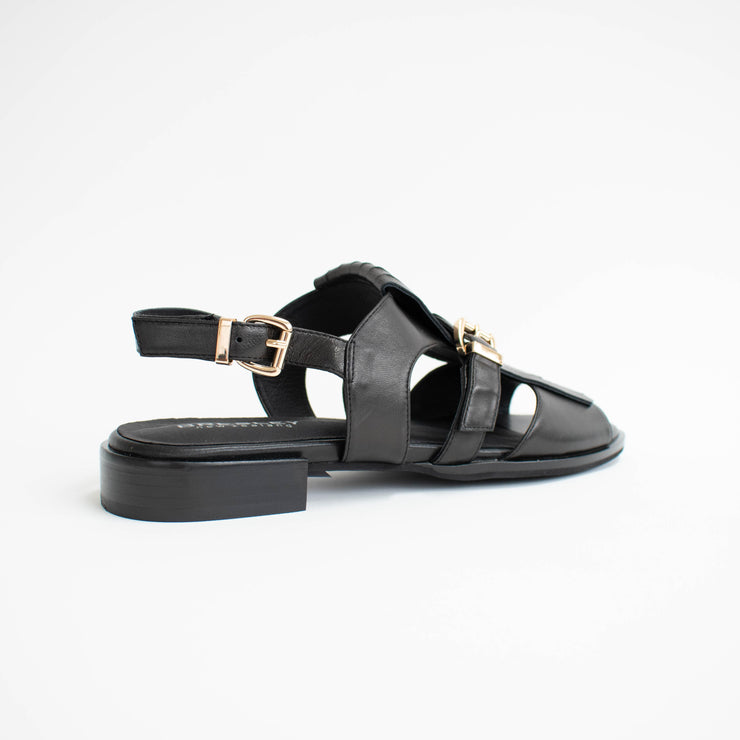 Bresley Saffron Black Sandals back. Size 44 womens shoes