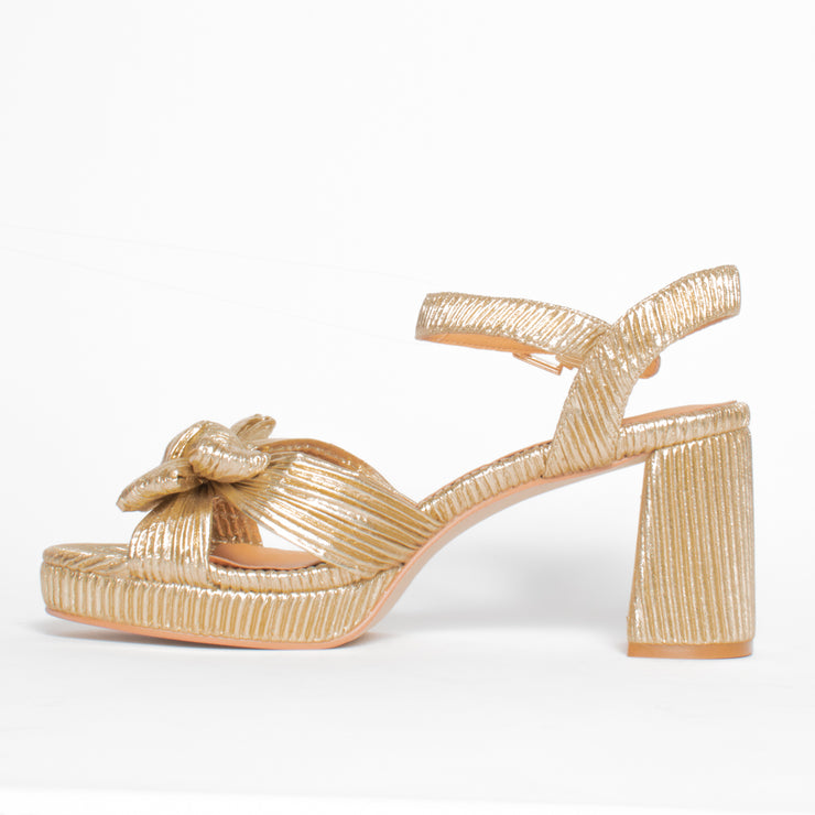 Bresley Sam Gold Shoe inside. Size 45 womens shoes