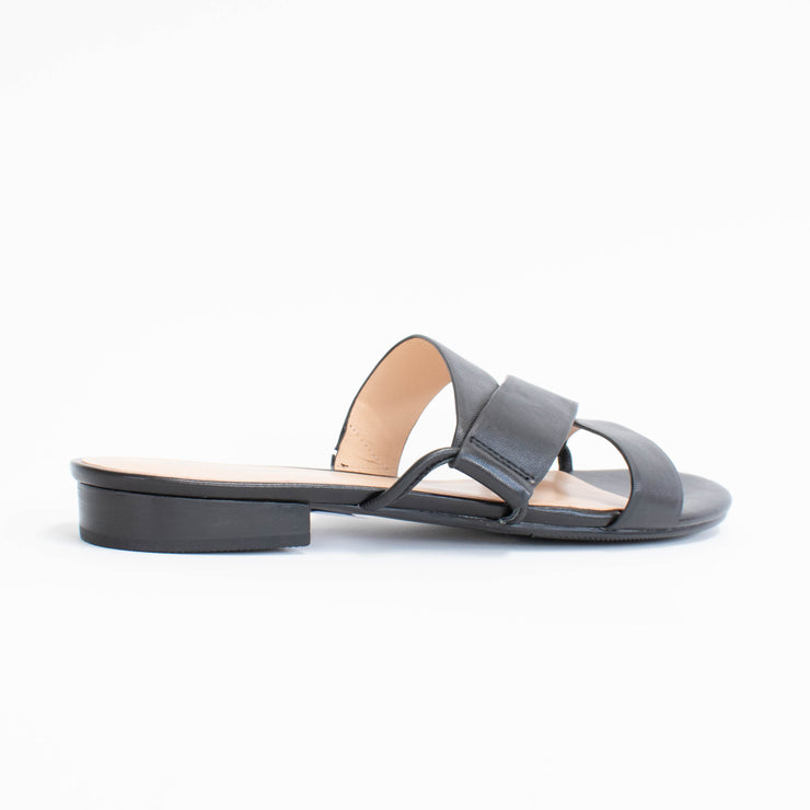 Chrissie Sandy Black Sandals back. Size 44 womens shoes