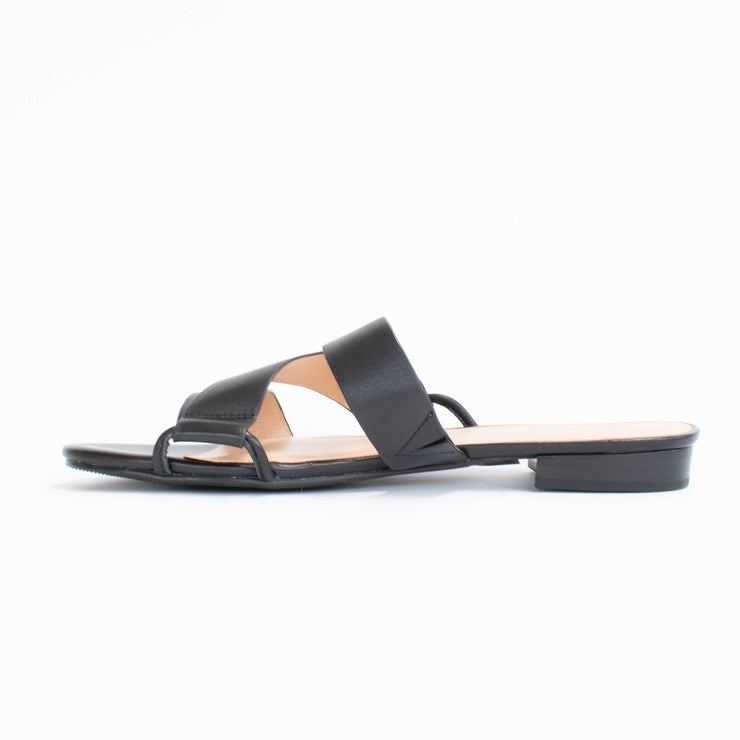 Chrissie Sandy Black Sandals inside. Size 45 womens shoes