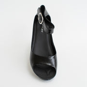 Bresley Sangria Black Sandal top. Size 46 womens shoes