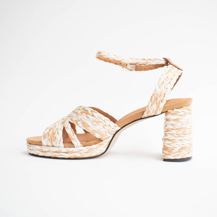 Bresley Sheriff Bone Multi Sandals inside. Size 45 womens shoes