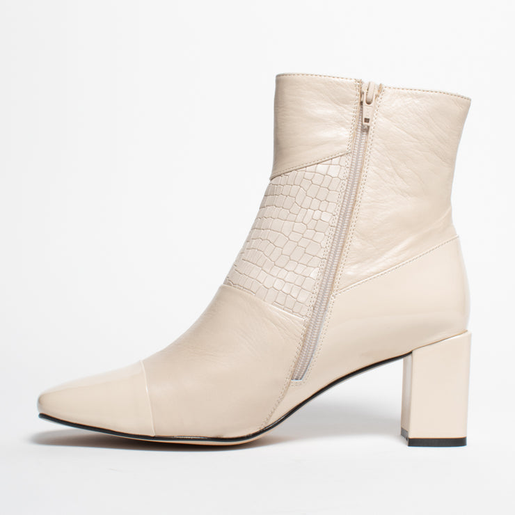 Bresley Shire Swan Mix Patent Ankle Boot inside. Size 45 womens shoes