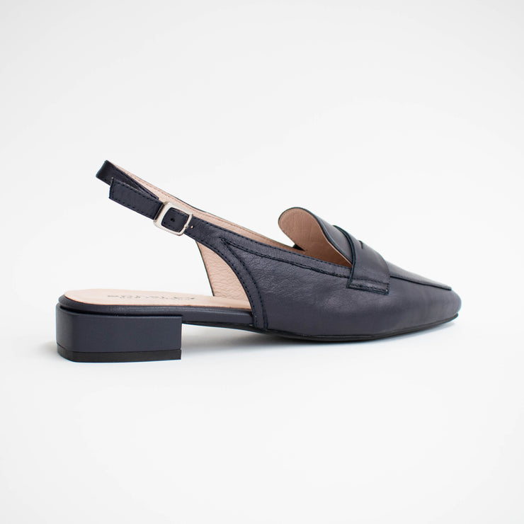 Sindy Navy
