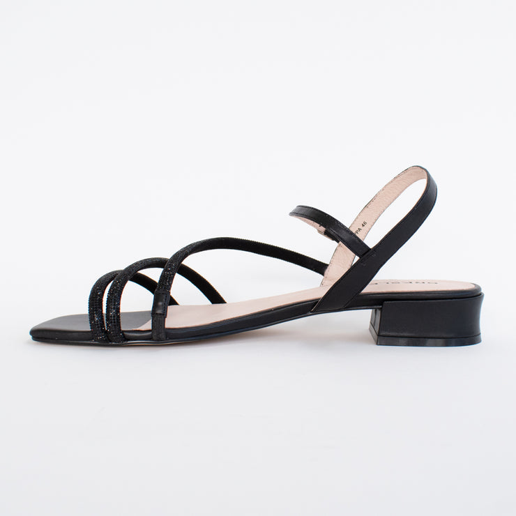 Bresley Sippa Black Sandals inside. Size 45 womens shoes