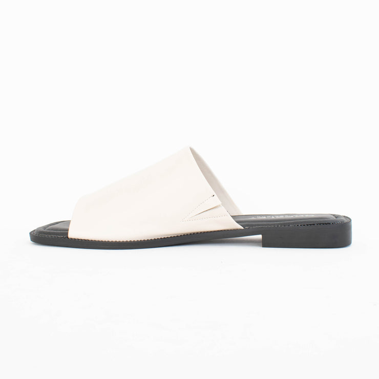 Bresley Sooty White Sandals inside. Size 45 womens shoes